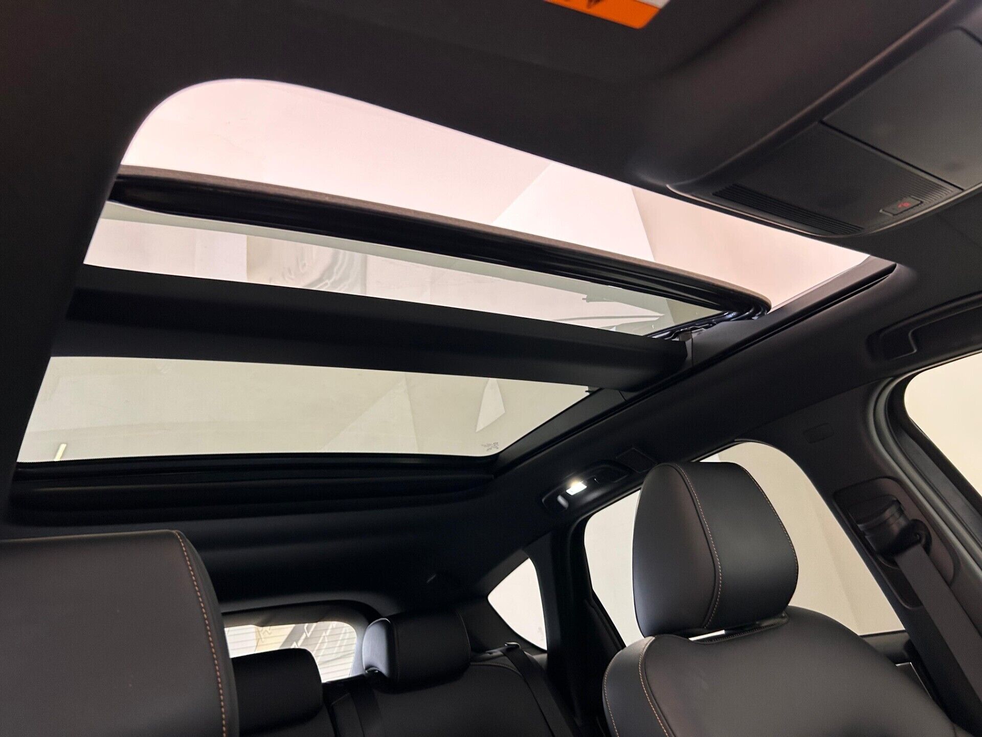 03 whatsapp image 20250917 at 173324 3